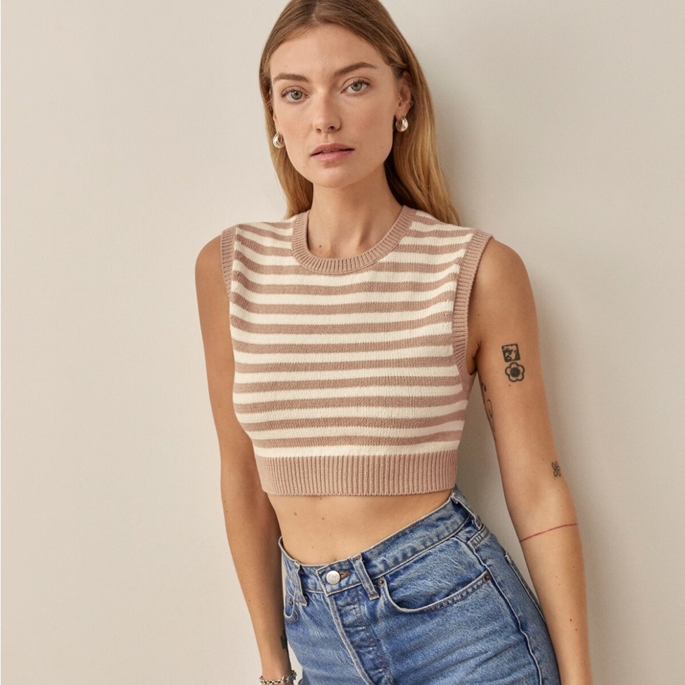 COPY - Reformation Romina Cropped Sweater